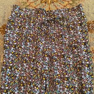 ⭐️ New without tags ⭐️ Loft floral pants size XS!!